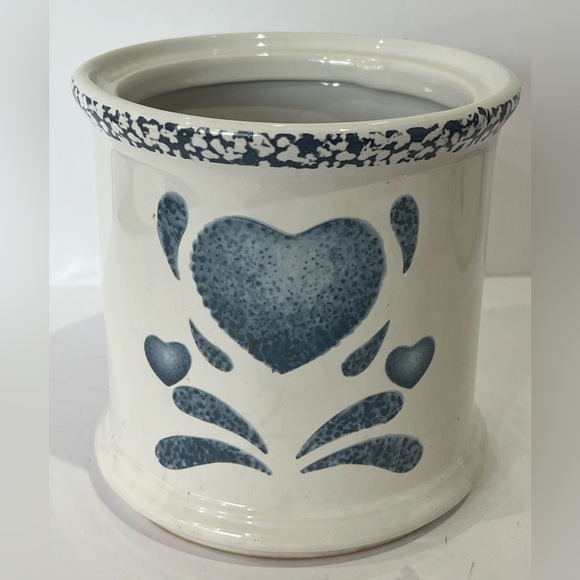 Jay Imports Blue Heart Corelle Coordinates Ceramic Canisters with Matching Plate - Picture 6 of 16